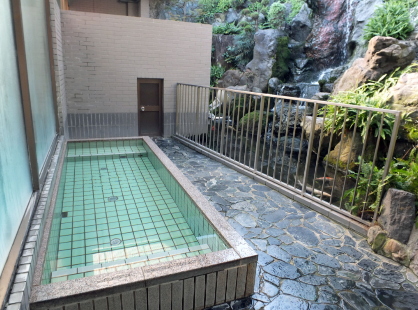 春日井温泉＠愛知で3種のサウナと水風呂と温泉を堪能！